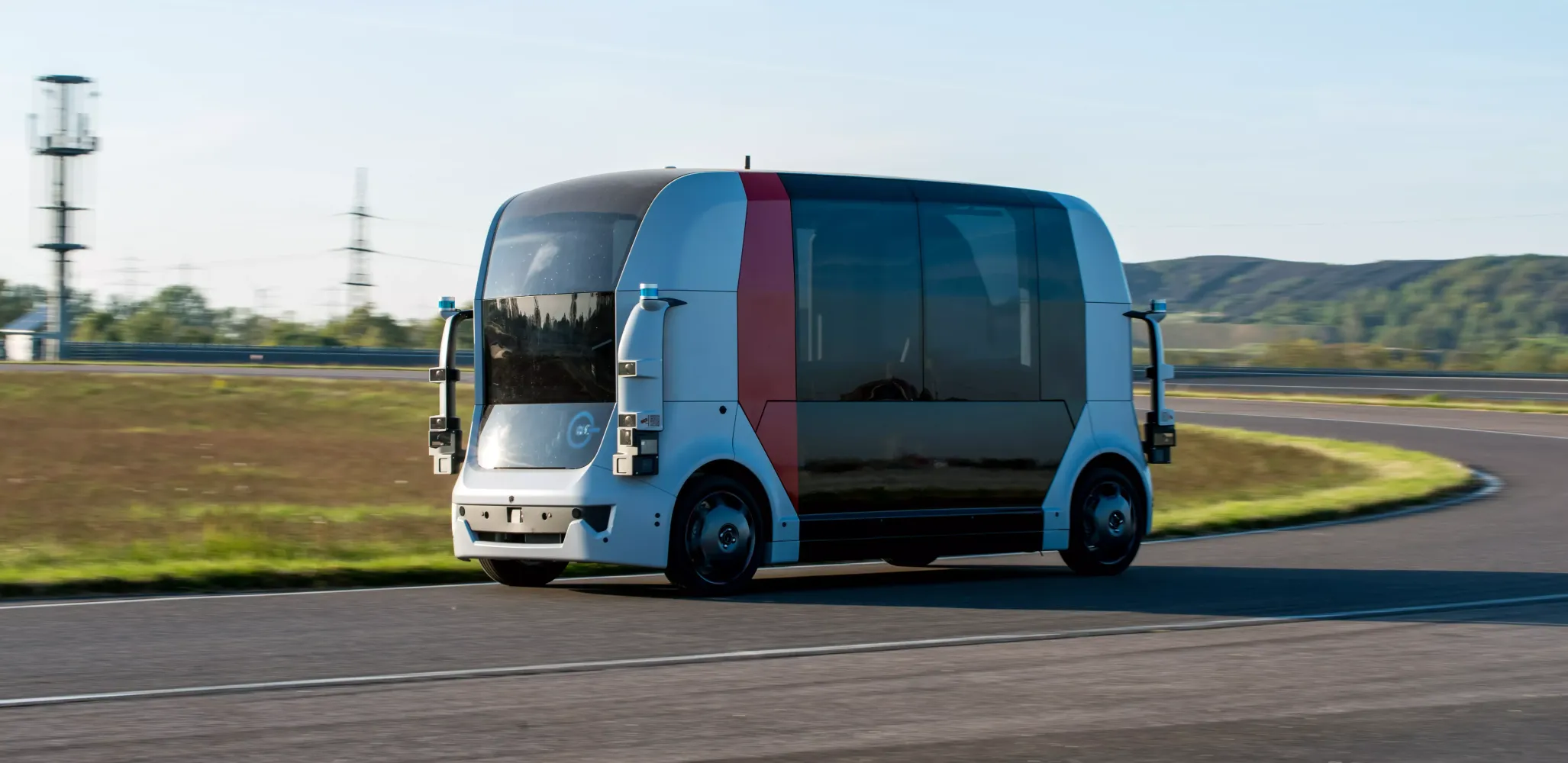 autoSHUTTLE aus dem Projekt UNICARagil auf der Teststrecke des Aldenhoven Testing Centers