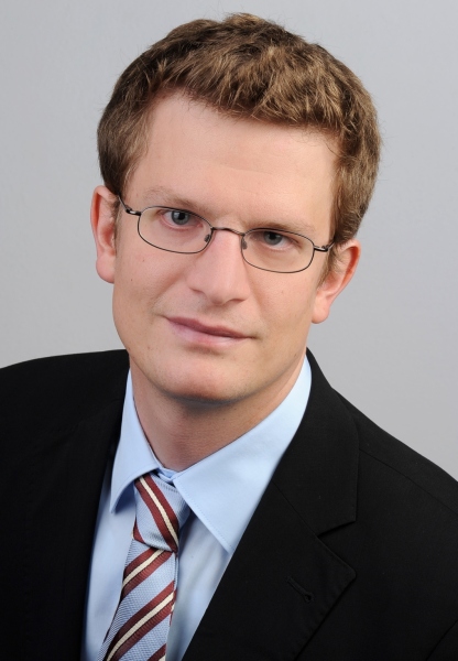 Dr. Maximilian Schwalm